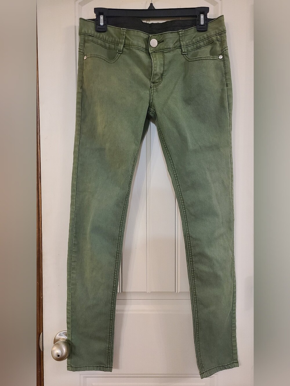 Women’s Skinny Jeans in Olive Green Size 9/10